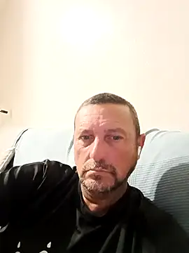 Frank20cmdura online show from May 12, 2026, 5:04 am