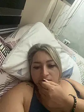 Arley-23 online show from April 26, 2026, 7:39 am