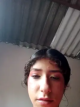 yenihernandez 123 online show from April 27, 2026, 1:20 pm