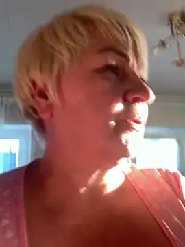 Snapshot of Laura_Miillf chatting on May 20, 2026, 4:57 pm Laura Miillf online show from May 20, 2026, 4:57 pm