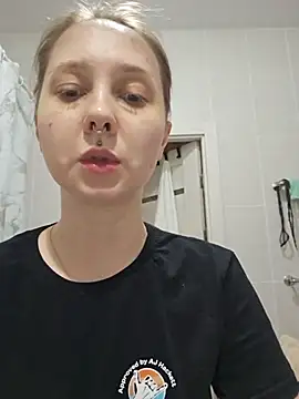 ooopsitscandy online show from June 19, 2026, 5:17 pm