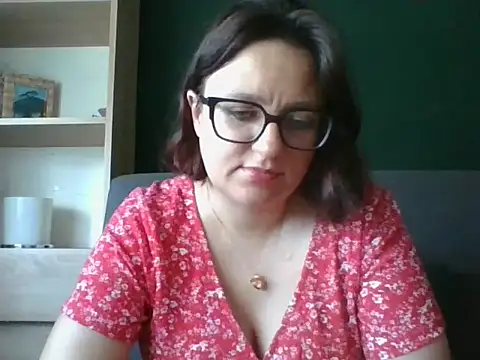 Snapshot of sensual_paris chatting on June 25, 2026, 5:23 am sensual paris online show from June 25, 2026, 5:23 am
