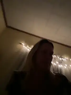 bigtitslivetofuck online show from October 2, 2025, 7:15 am