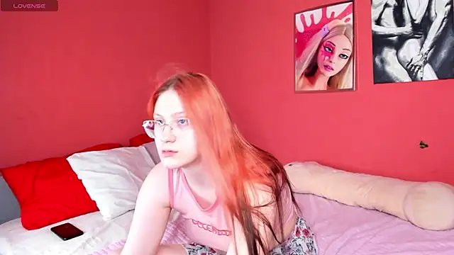 Queen Milena online show from June 29, 2026, 3:02 am