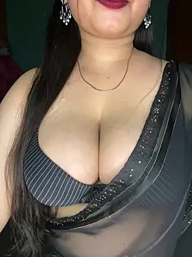 Naughty pooja44 online show from June 28, 2026, 6:36 pm