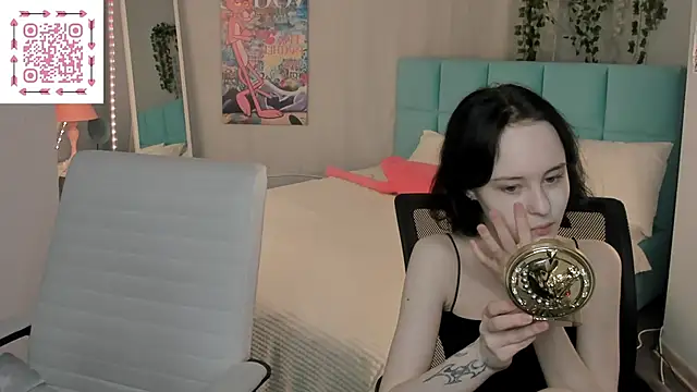 Elira Vane online show from May 24, 2026, 3:00 am
