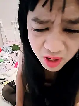 ladyboyzhang online show from May 10, 2026, 3:44 am