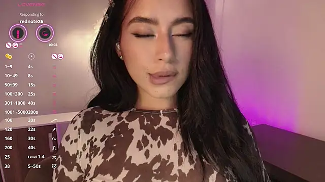 Snapshot of Isa_vargas chatting on May 18, 2026, 12:07 am Isa vargas online show from May 18, 2026, 12:07 am