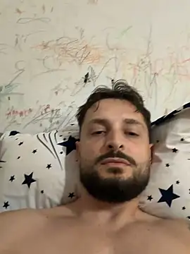Damiannn33 online show from June 3, 2026, 9:09 pm