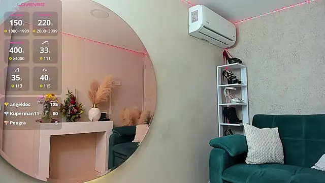 paolarey online show from February 12, 2025, 2:32 pm