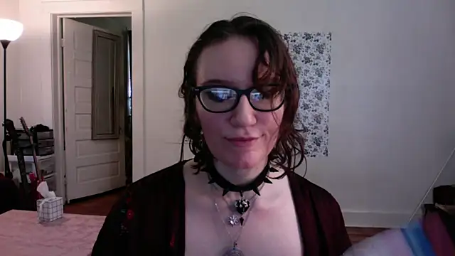 AnnywnBelle online show from April 30, 2026, 10:03 pm