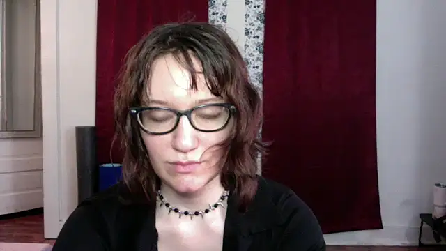 AnnywnBelle online show from May 22, 2026, 8:14 pm