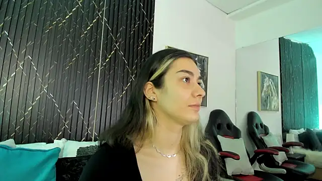 Bonnie Rider online show from May 8, 2026, 11:04 am