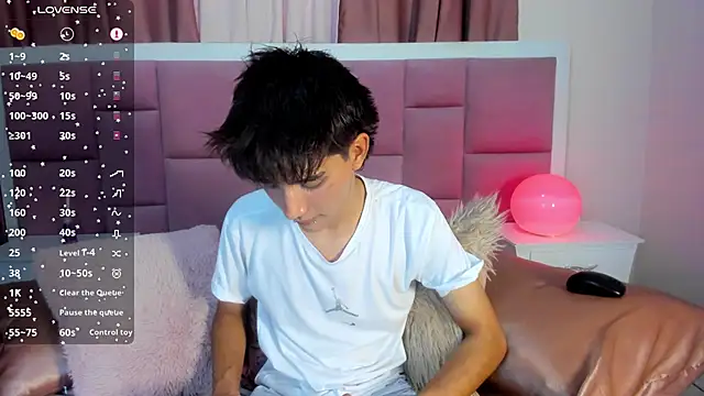christopher robin4 online show from May 22, 2026, 8:03 pm