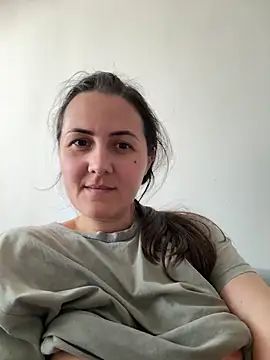 Wild Rachel online show from May 3, 2026, 12:00 pm