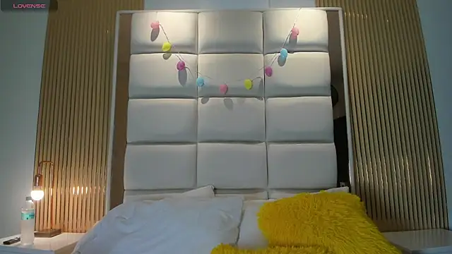 Snapshot of Megann_Rousee chatting on May 8, 2026, 11:48 am Megann Rousee online show from May 8, 2026, 11:48 am