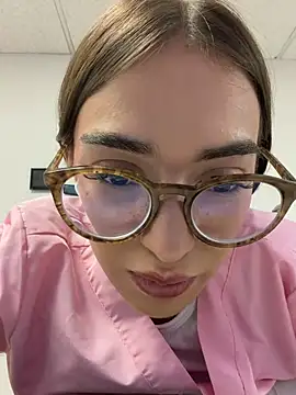Snapshot of Sweet_Milaa1 chatting on July 13, 2026, 8:22 pm Sweet Milaa1 online show from July 13, 2026, 8:22 pm