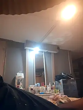 cuquero32 online show from April 28, 2026, 7:52 pm