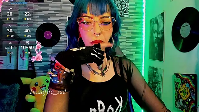 BlueElyxra online show from May 31, 2026, 5:04 am