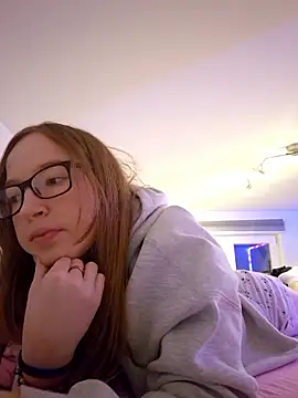 Freaky-Doll online show from May 18, 2026, 8:14 pm