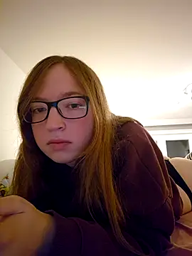 Freaky-Doll online show from July 22, 2026, 8:33 pm