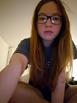 Freaky-Doll online show from July 27, 2026, 8:27 pm
