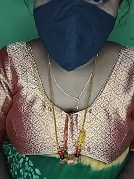 Snapshot of tamil_butterfly chatting on June 24, 2026, 5:34 pm tamil butterfly online show from June 24, 2026, 5:34 pm