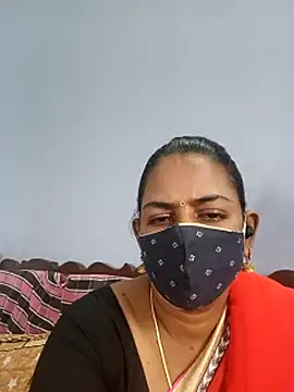 cathrine92 online show from May 16, 2026, 12:29 am