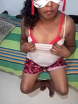 Kristeena- online show from April 30, 2026, 4:46 pm