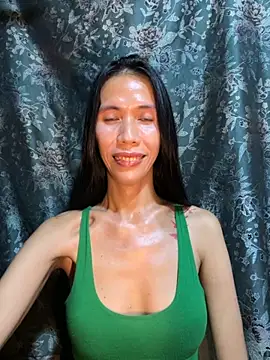 lovelyRAIN143 online show from April 29, 2026, 4:11 pm