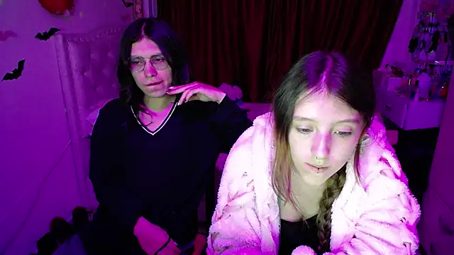Blair y Briar online show from May 28, 2026, 12:19 am