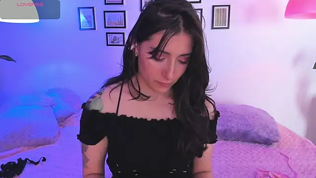Kendaall sweet online show from June 19, 2026, 3:22 am
