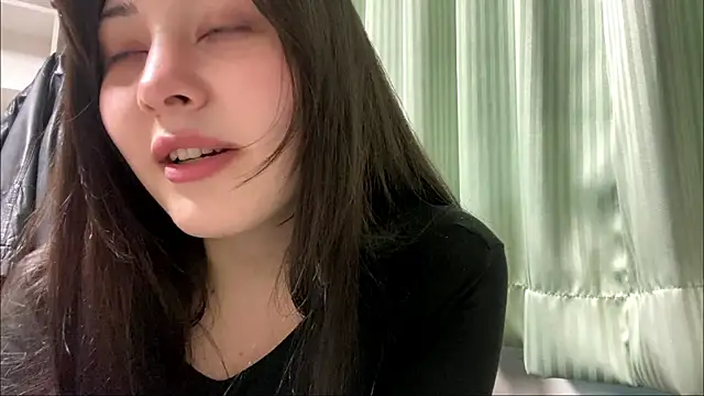 Sonata Asky online show from May 15, 2026, 11:12 pm