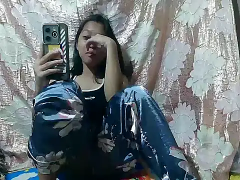 Yours AsianPinayGirl18 online show from May 24, 2026, 10:53 am