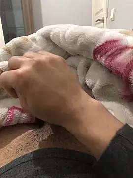 aliahmed6677 online show from April 29, 2026, 7:09 pm