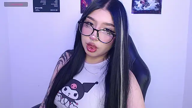 VamppyJanne online show from May 9, 2026, 1:33 am