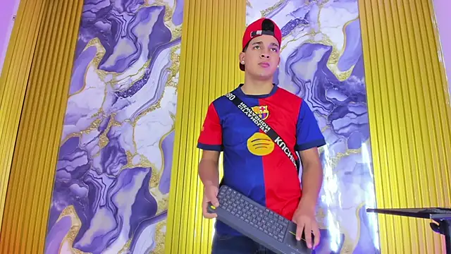 Alisson Santiel online show from June 26, 2026, 11:58 am