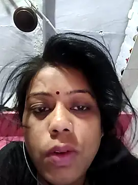 PUJAV01990 online show from May 4, 2026, 1:01 am