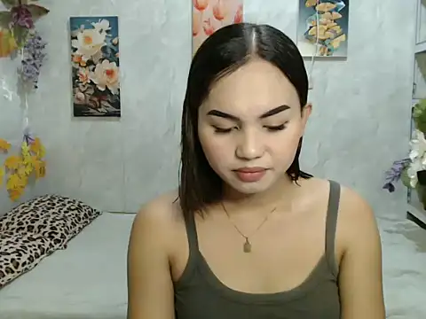 Snapshot of ur_asiankat chatting on June 7, 2026, 11:03 am ur asiankat online show from June 7, 2026, 11:03 am
