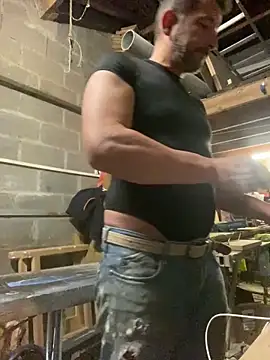 daddy3945 online show from May 18, 2026, 1:39 pm