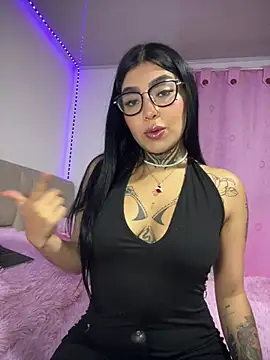 shanell bdsm online show from May 3, 2026, 2:17 am