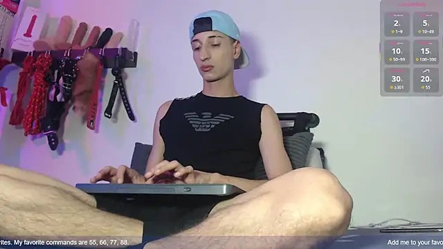aronleblanc  online show from June 12, 2026, 1:21 pm