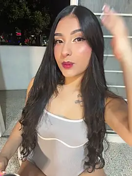 Snapshot of SabrinaX_X chatting on May 26, 2026, 11:34 pm SabrinaX X online show from May 26, 2026, 11:34 pm