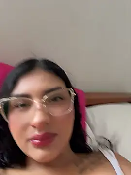 Snapshot of SabrinaX_X chatting on August 4, 2026, 5:04 pm SabrinaX X online show from August 4, 2026, 5:04 pm