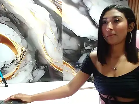 Mia konor06 online show from May 6, 2026, 10:53 am