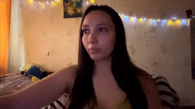 SheeringGape online show from June 11, 2026, 2:53 am