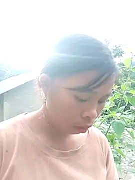 daisyy2 online show from July 8, 2026, 10:31 am