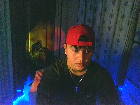 Ashtonfuckingboi online show from May 13, 2026, 12:24 pm