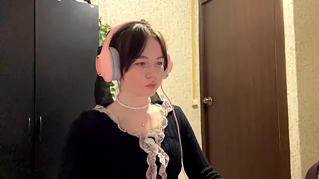 CrappyCatcher online show from May 9, 2026, 3:39 pm