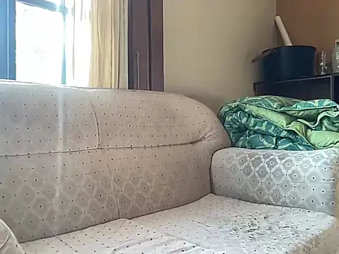 alecsgzz online show from June 29, 2026, 8:53 pm